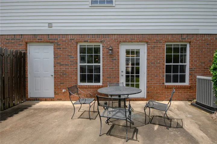 1477 N Donahue Drive 1706, Auburn, Alabama 36830