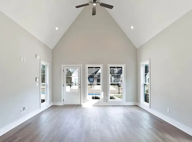 1073 Burrow Circle, Opelika, Alabama 36801
