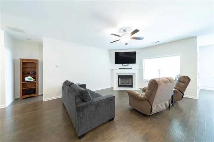 4192 Mara Vista Drive, Auburn, Alabama 36832