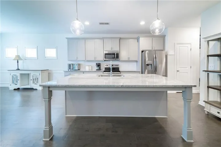 4192 Mara Vista Drive, Auburn, Alabama 36832