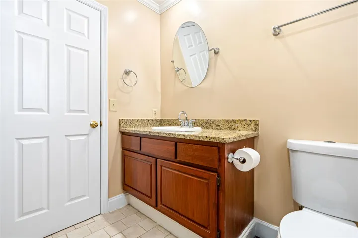 528 Genelda Avenue 23, Auburn, Alabama 36832