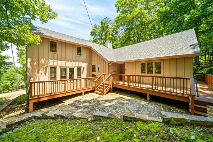 819 Winterhawk Drive, Auburn, Alabama 36830