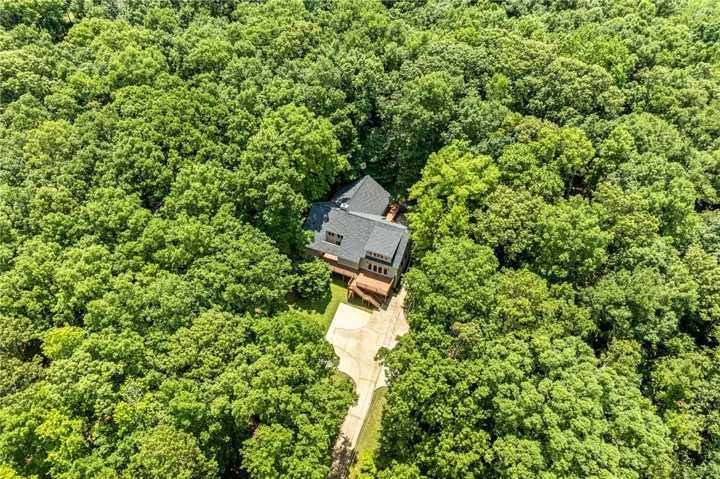 819 Winterhawk Drive, Auburn, Alabama 36830