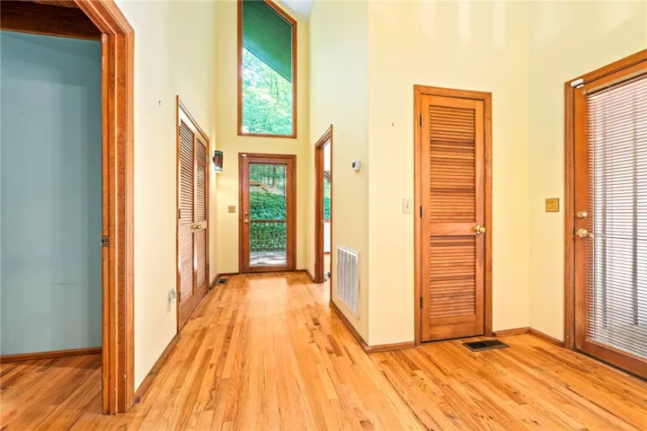 819 Winterhawk Drive, Auburn, Alabama 36830