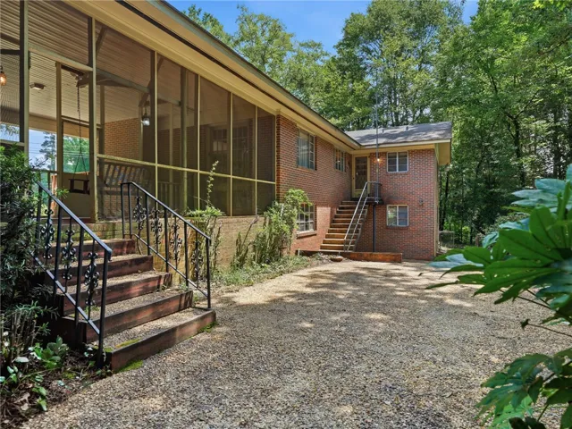 470 Cary Drive, Auburn, Alabama 36830