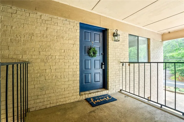 522 N Donahue Drive 7, Auburn, Alabama 36830