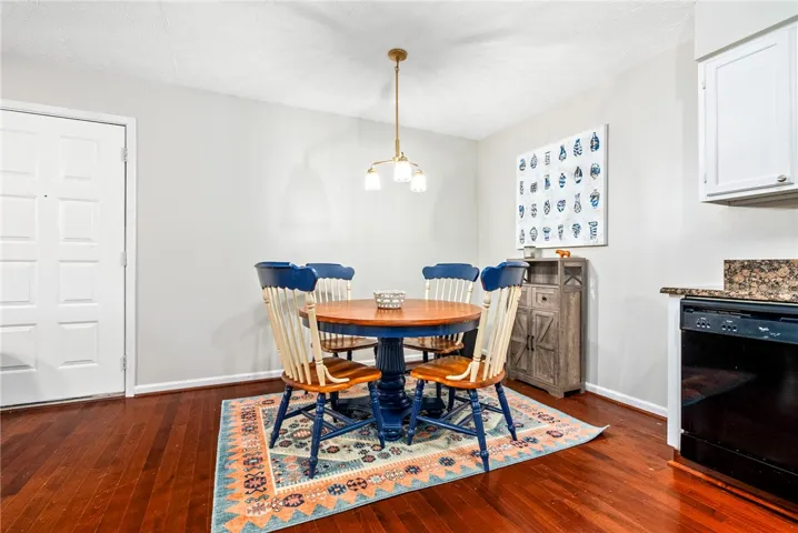 522 N Donahue Drive 7, Auburn, Alabama 36830