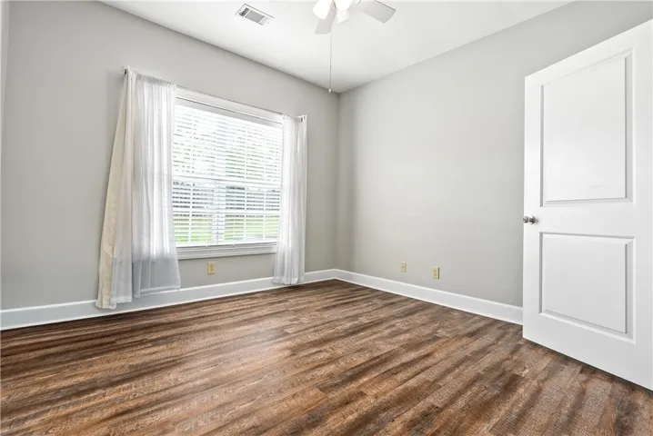 1957 Wire Road 35, Auburn, Alabama 36832