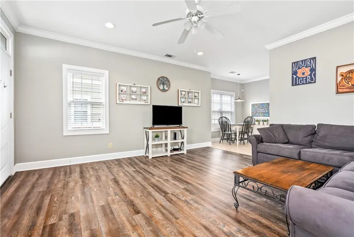 1957 Wire Road 35, Auburn, Alabama 36832