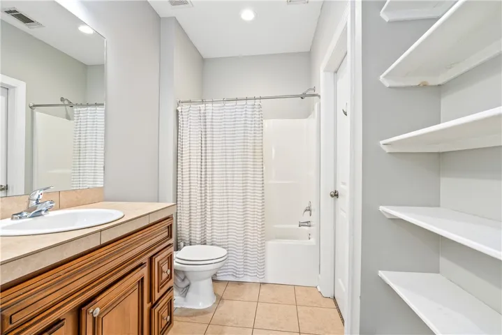 1957 Wire Road 35, Auburn, Alabama 36832
