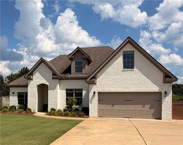 144 Vineyard Court, Auburn, Alabama 36830
