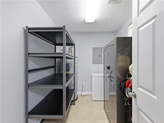 374 Lee Road 370 N/a, Valley, Alabama 36854