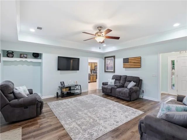 374 Lee Road 370 N/a, Valley, Alabama 36854