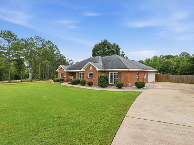 374 Lee Road 370 N/a, Valley, Alabama 36854