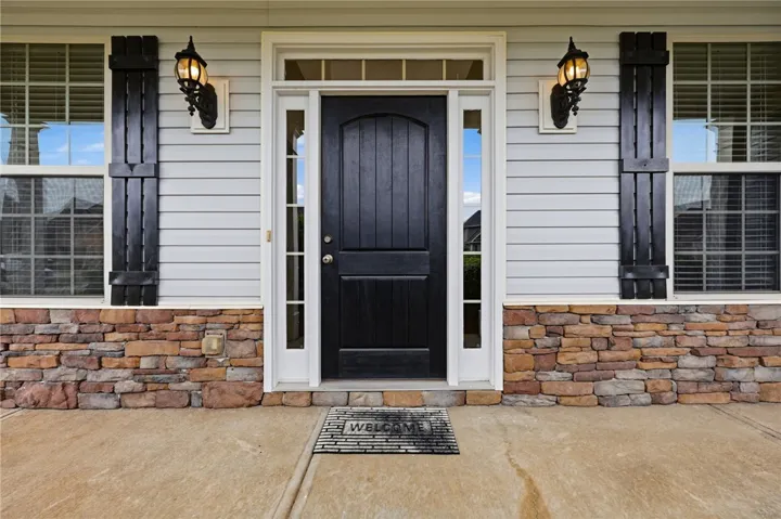89 Seminole Trail, Ft Mitchell, Alabama 36856