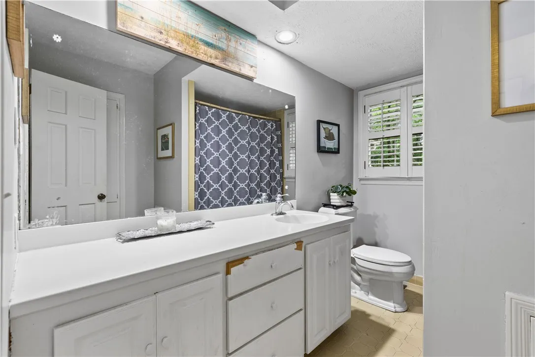 full bath on main level