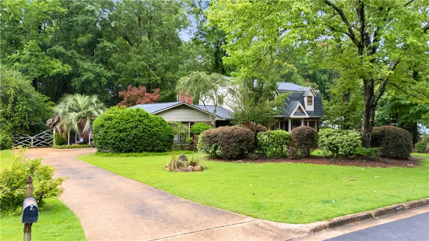 1217 Ferndale Drive, Auburn, Alabama 36832
