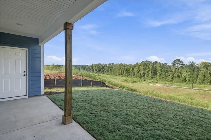 1004 Twin Lane, Valley, Alabama 36854