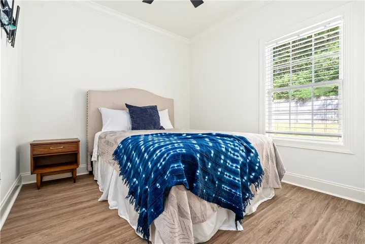518 N Donahue Drive, Auburn, Alabama 36830