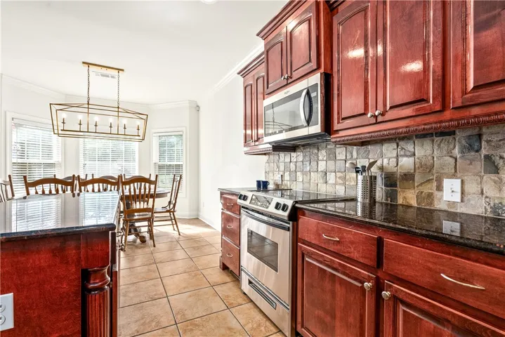 518 N Donahue Drive, Auburn, Alabama 36830
