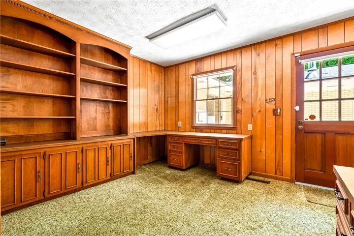 Office with beautiful built-ins