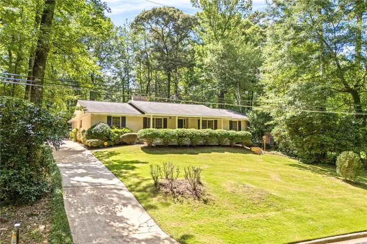 1305 Hickory Lane, Auburn, Alabama 36830
