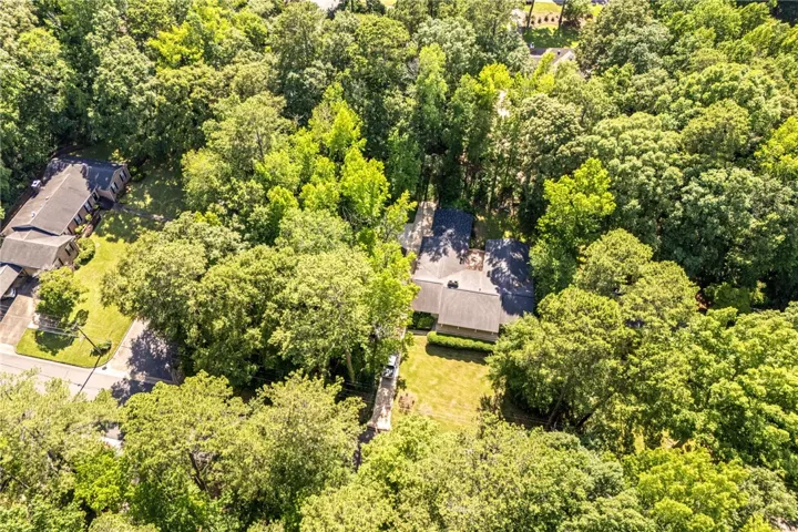 1305 Hickory Lane, Auburn, Alabama 36830