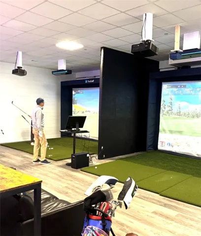 Stillwaters proshop and simulators