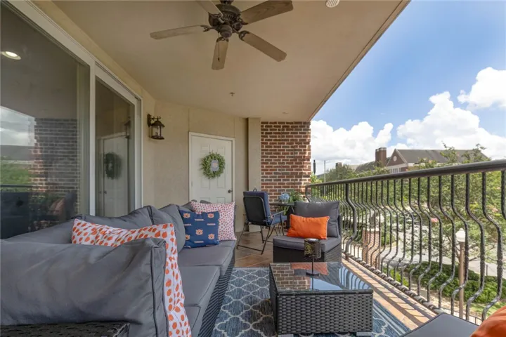 234 W Magnolia Avenue 203, Auburn, Alabama 36830