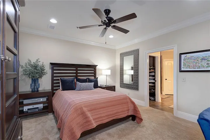 234 W Magnolia Avenue 203, Auburn, Alabama 36830