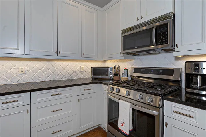 1752 Brookview Court, Auburn, Alabama 36830