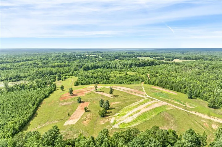 Vast, open terrain offers a verdant canvas for agricultural pursuits or future development.