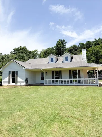 740 Cummings Road, Smiths Station, Alabama 36877