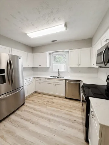 740 Cummings Road, Smiths Station, Alabama 36877
