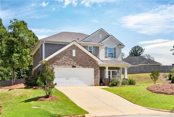101 Cottage Court, Opelika, Alabama 36801