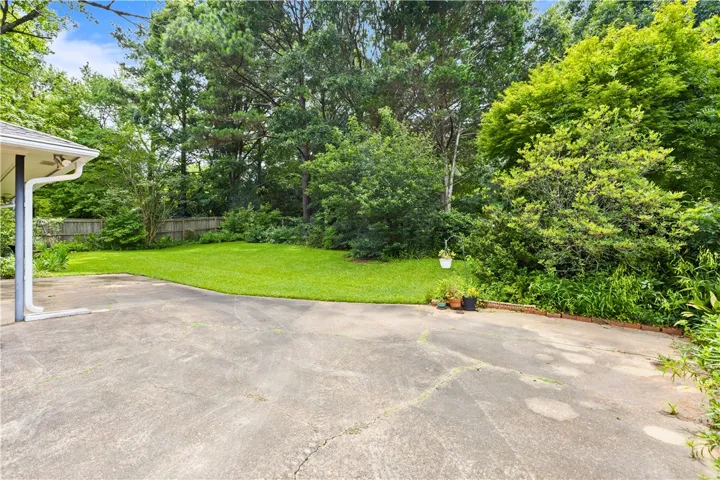 317 Windsor Drive, Auburn, Alabama 36832