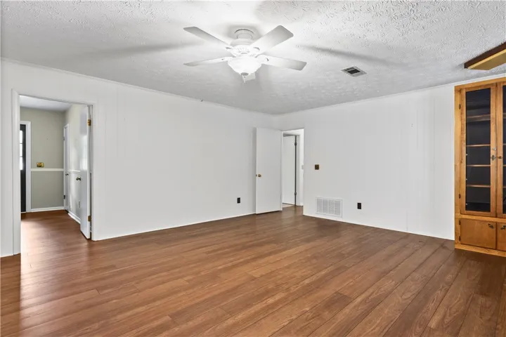 317 Windsor Drive, Auburn, Alabama 36832