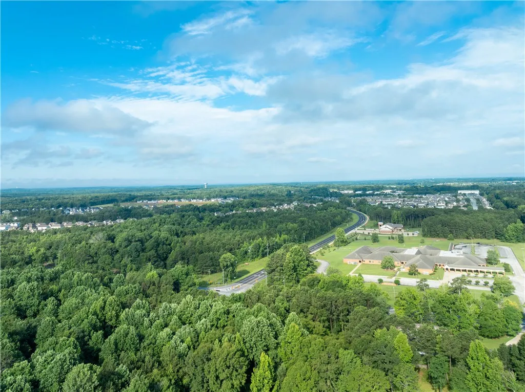 This home is close to schools, shopping, restaurants and I85.