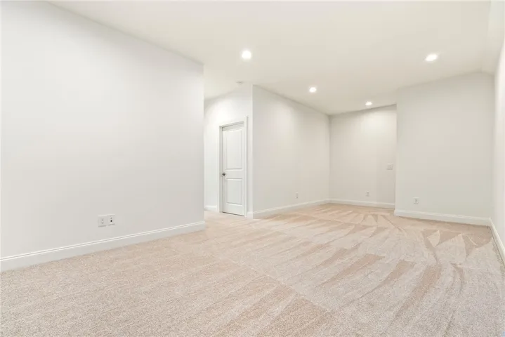 Photos of a previously built Aspen floorplan.
