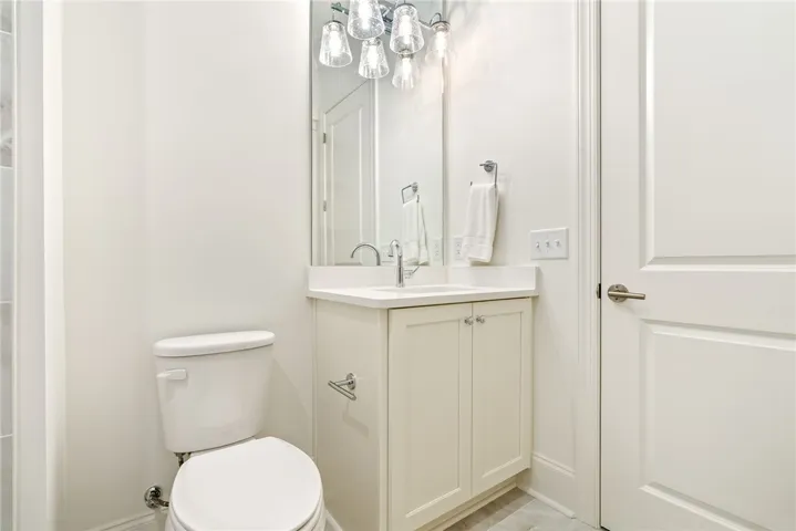 Photos of a previously built Aspen floorplan.