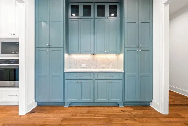 Photos of a previously built Aspen floorplan.