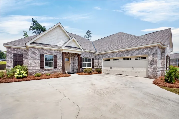 1831 Cannongate Drive, Opelika, Alabama 36801
