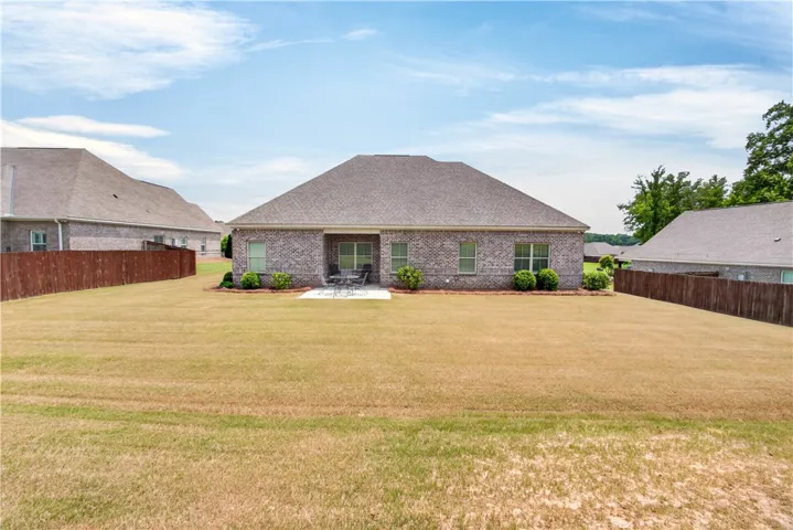 1831 Cannongate Drive, Opelika, Alabama 36801