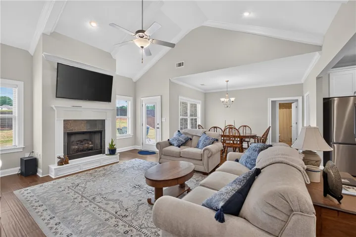 1831 Cannongate Drive, Opelika, Alabama 36801
