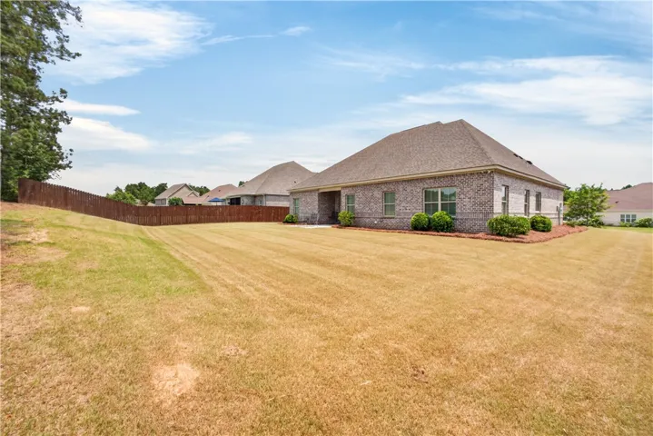 1831 Cannongate Drive, Opelika, Alabama 36801