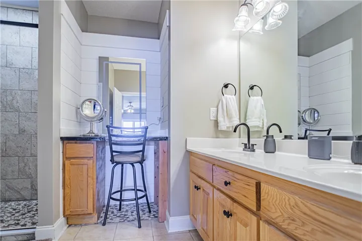 111 Lee Road 802 N/a, Valley, Alabama 36854
