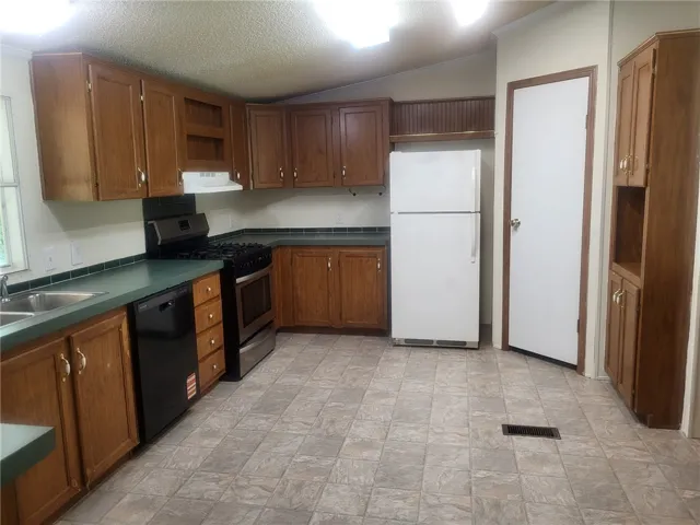 4419 32nd Street Sw, Lanett, Alabama 36863