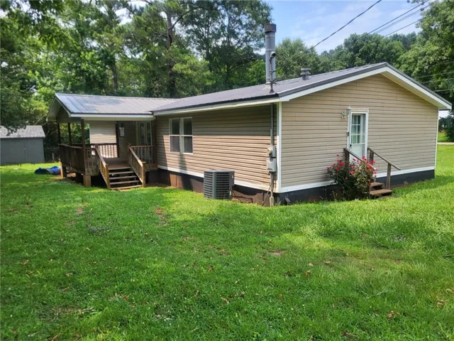 4419 32nd Street Sw, Lanett, Alabama 36863