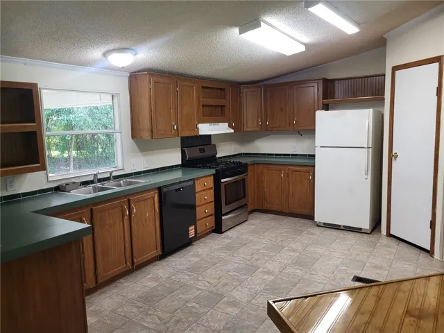 4419 32nd Street Sw, Lanett, Alabama 36863