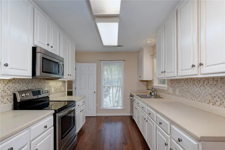 1353 Teaberry Court, Auburn, Alabama 36830